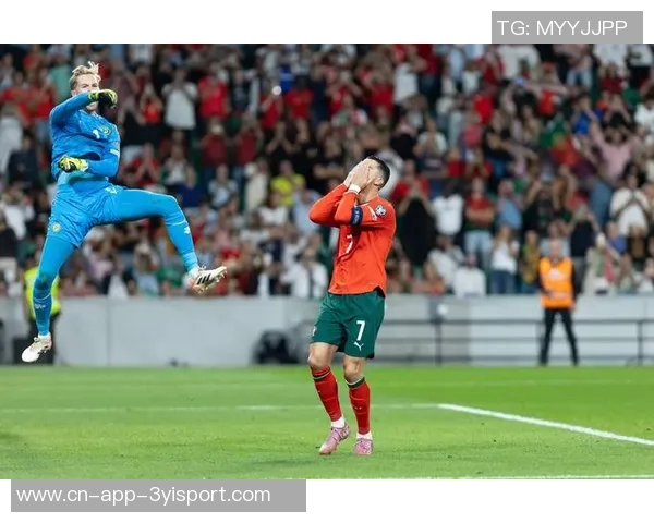 C罗小腿射门破门助球队领先菲利克斯策动科曼完美助攻展现默契