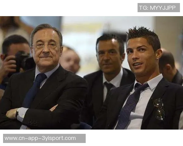 C罗宣布离开皇马后队友镜头外愤怒吐槽引发热议 C罗宣布离开皇马后队友镜头外愤怒吐槽引发热议