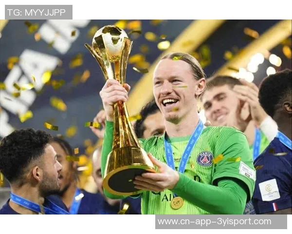 2025赛季收官战恩里克淡谈六冠王萨福诺夫手骨折依然神勇扑点球 2025赛季收官战恩里克淡谈六冠王萨福诺夫手骨折依然神勇扑点球